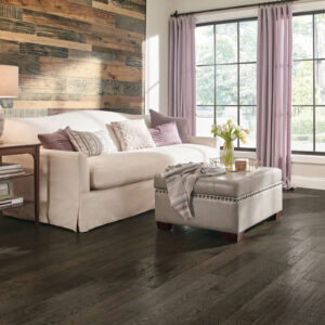Living room hardwood flooring | Gillen Water Flooring