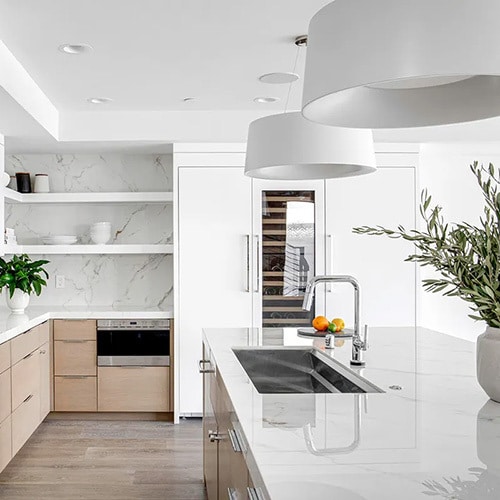 White kitchen countertop | Gillen Water Flooring